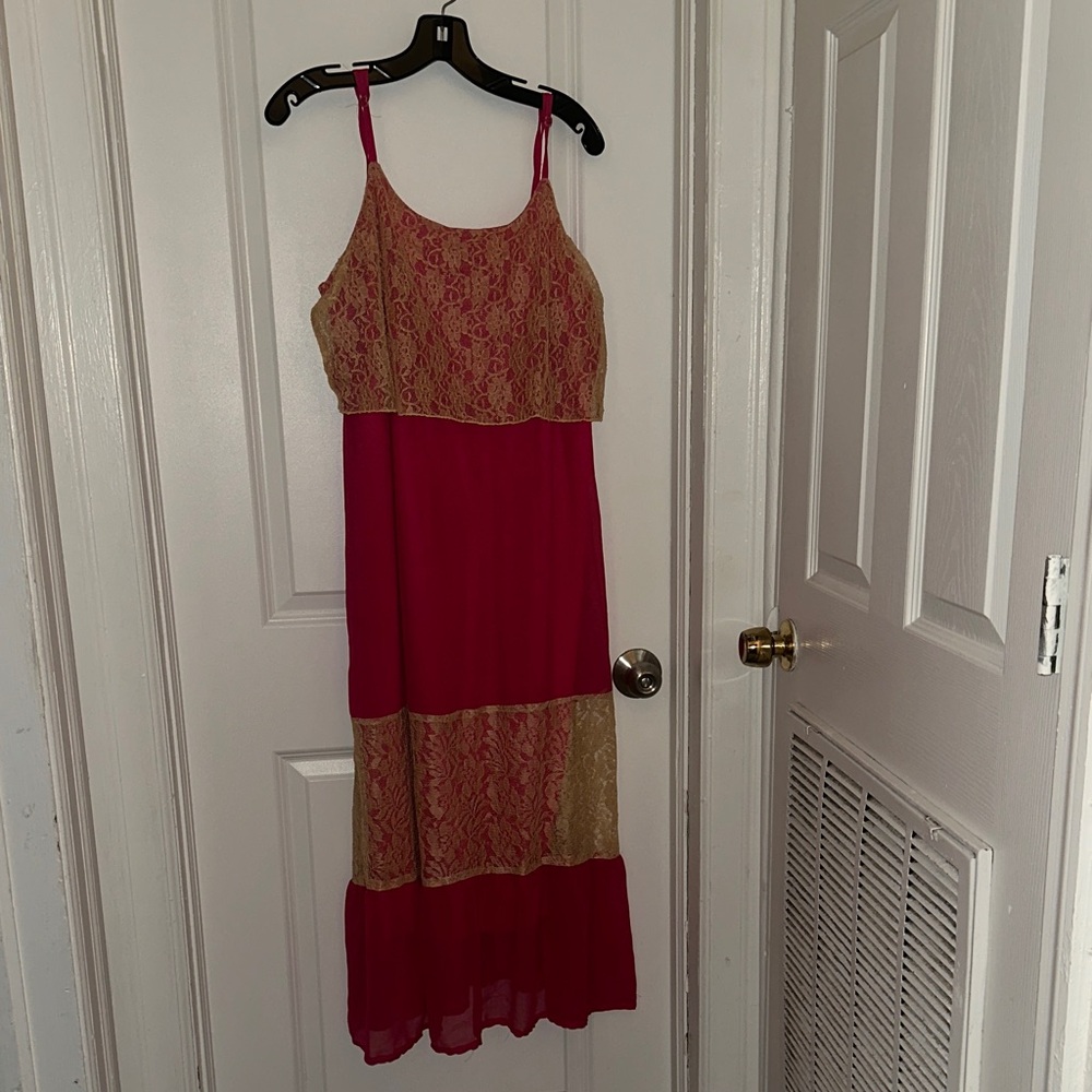 Feminine Pink Maxi Dress with Gold Lace Accents